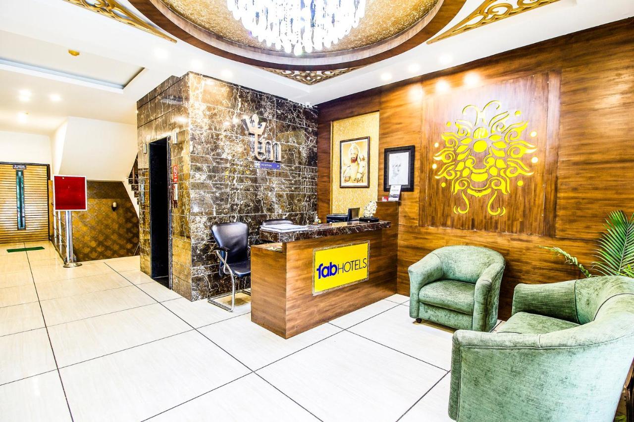 Fabhotel Le Monarque Chandīgarh Buitenkant foto