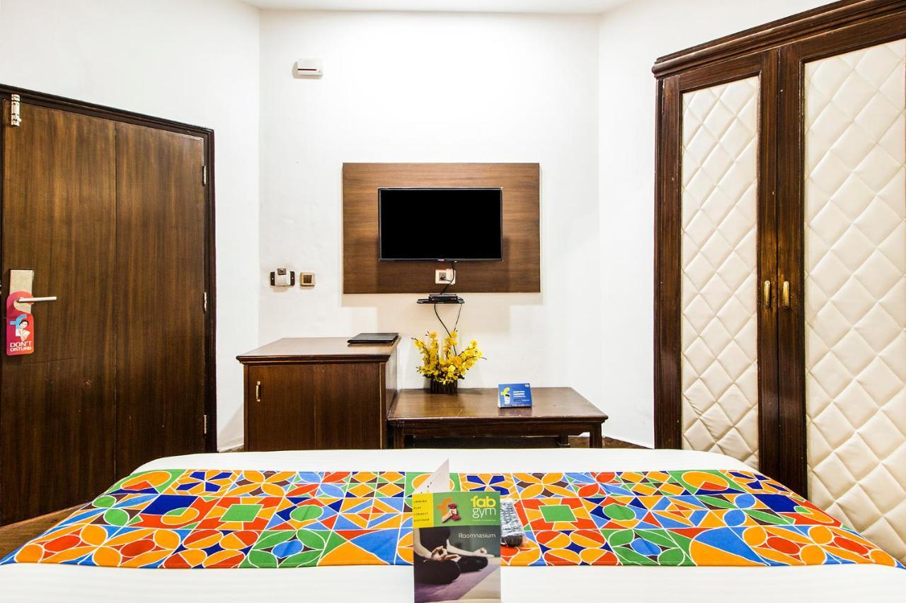 Fabhotel Le Monarque Chandīgarh Buitenkant foto